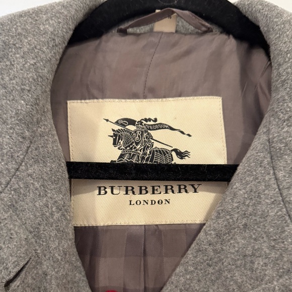 Burberry Grey Wool Chelsea Coat - Picture 7 of 9